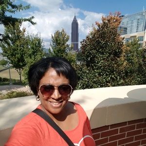 Meet your Posher, Alison